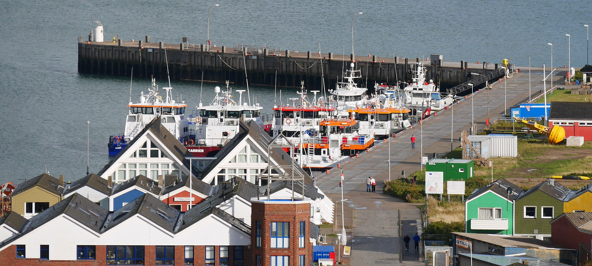 Helgoland Hafen Offshore Katamarane